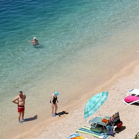 게스트하우스 By The Sea Makarska 3329 3*