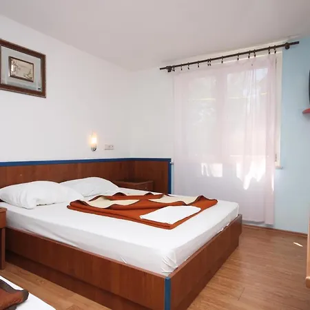 By The Sea Makarska 3329 게스트하우스 드라슈니체